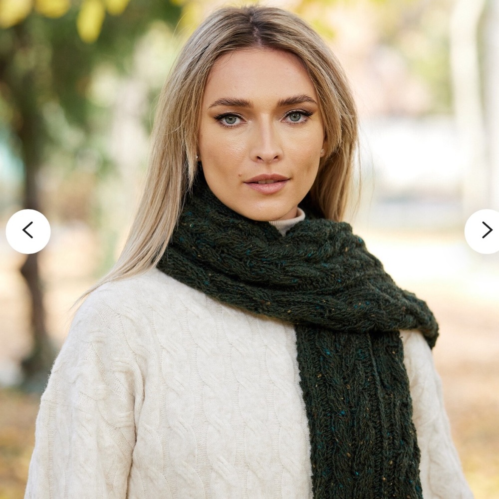 ‼️Carraig donn Scarf 100% New wool‼️